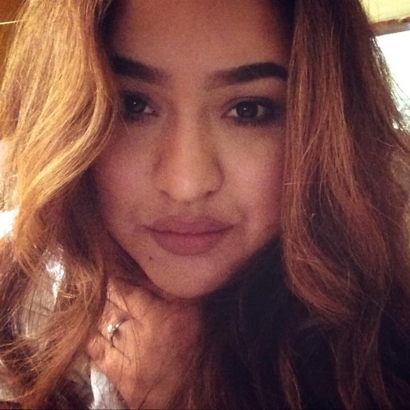 Meet your Posher, Patricia - Picture 1 of 1